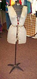 DRESS FORM/MANIQUIN-2