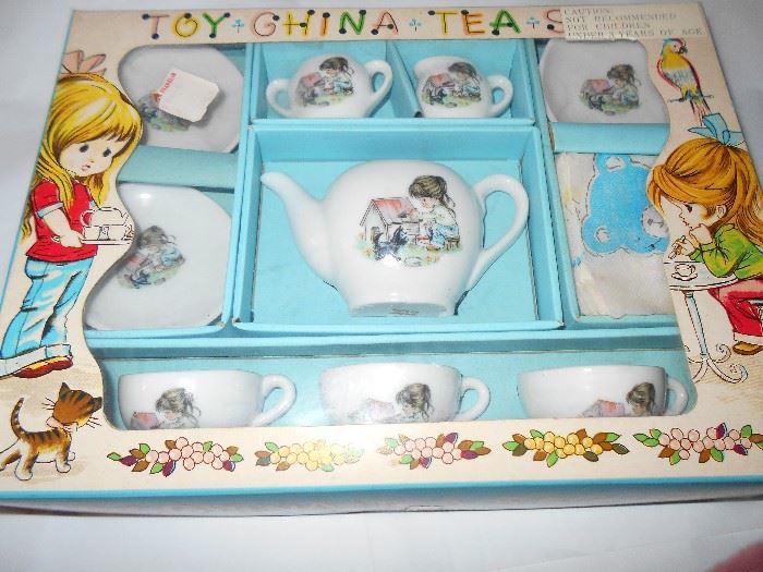 Vintage toy china set