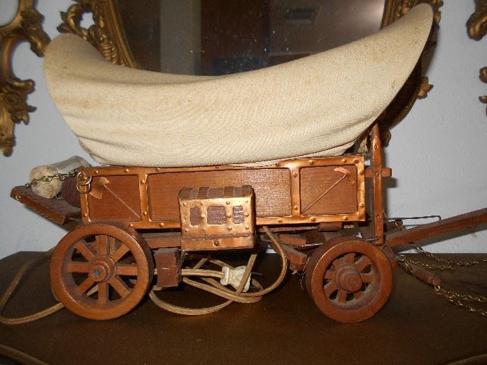 Antique covered wagon lamp