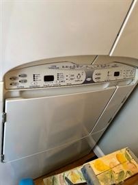 Maytag one unit steamer with dryer