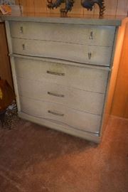 VINTAGE DRESSER