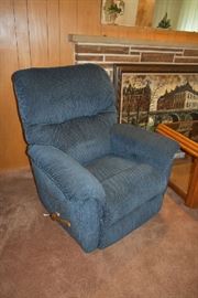 LA Z BOY RECLINER