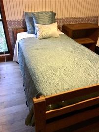Cargo Twin Beds - convert to bunk beds
