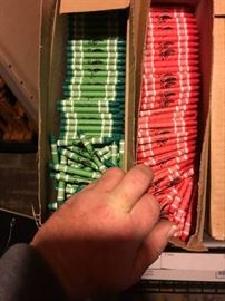 Big Lot of Green and Red Crayons Hundreds cup f ...