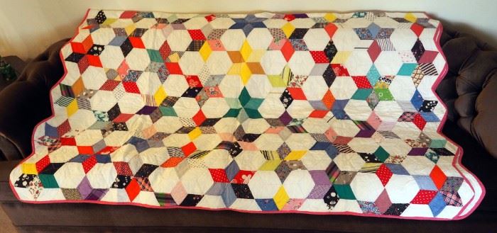 Hand Pieced And Hand Stitched Star Pattern With Pointed Scallop Edge, 86" x 70"