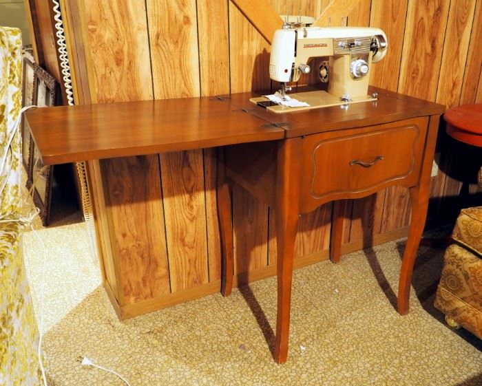 Vintage Electric Dress Master Sewing Machine Model # 400S Includes Foot Pedal And Wood Machine Cabinet