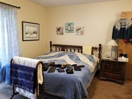 Complete Queen size bed