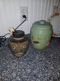 Sweet pottery and vintage cookie jar