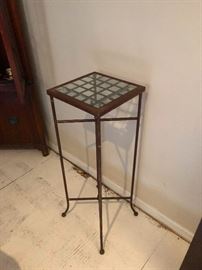 curio table
