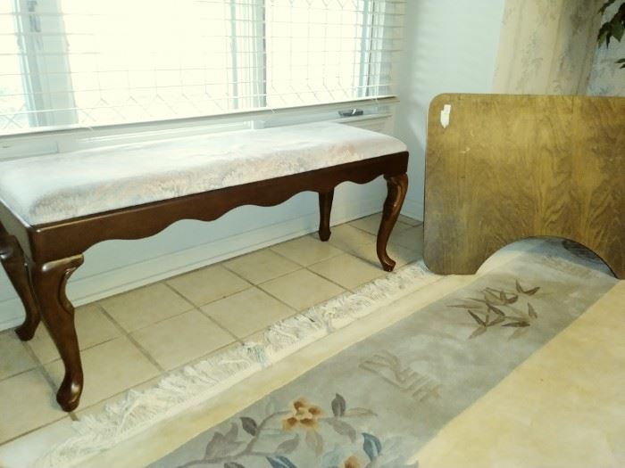 bed bench