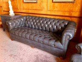 I know it looks gray but I promise it is a beautiful  dusty blue!