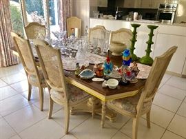 Another picture of the Henredon kitchen table