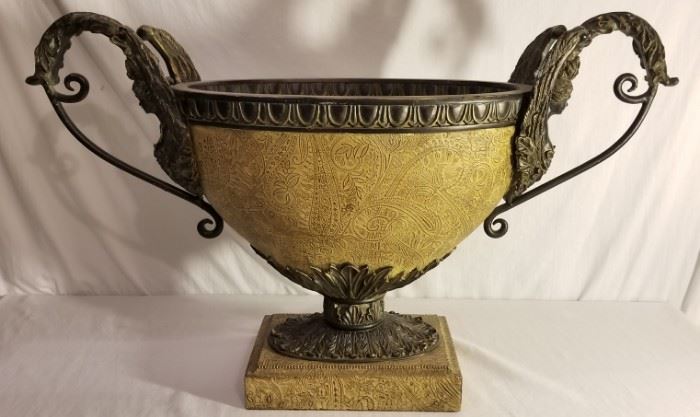 Beautiful and Very Detailed Urn - $70