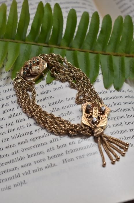 14k chain bracelet with diamonds and emeralds 