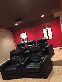 High end theater black chairs
Fully Recliner chairs
Leather
In brand new condition
Used just a few times
All in working condition