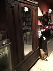Armoire