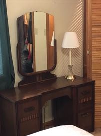 Bedroom vanity dresser and mirror