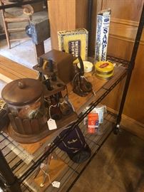 Humidor, pipes, stand, smoking items