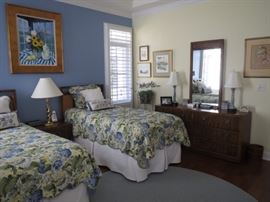 beds, nightstand, dresser with mirror