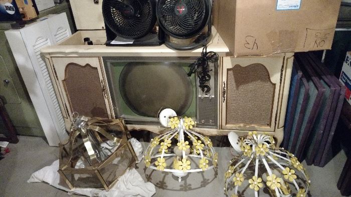 Can you say Vintage?? Matching daisy hanging lamps, brass/glass chandler, blast from the past TV console
