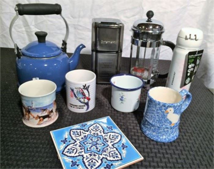 Assorted Kitchen Items    http://www.ctonlineauctions.com/detail.asp?id=773881