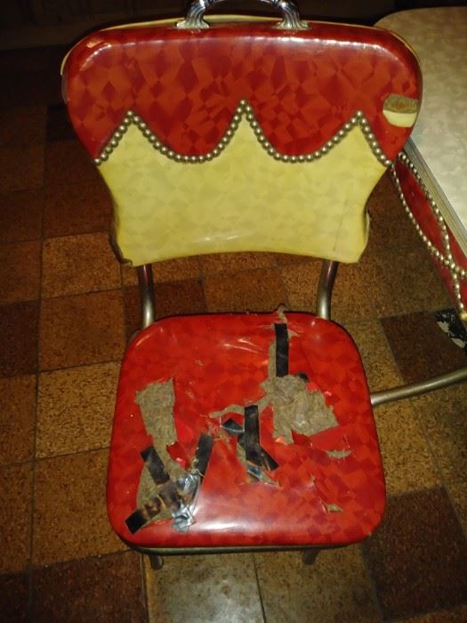 Retro Chairs Red (orginal)
