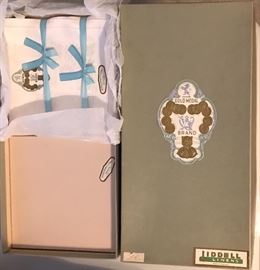 Vintage Linens in Box