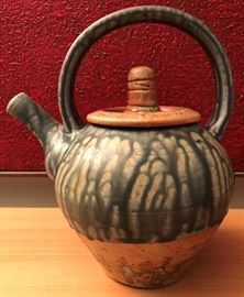 "Teapot w Lid" Unknown