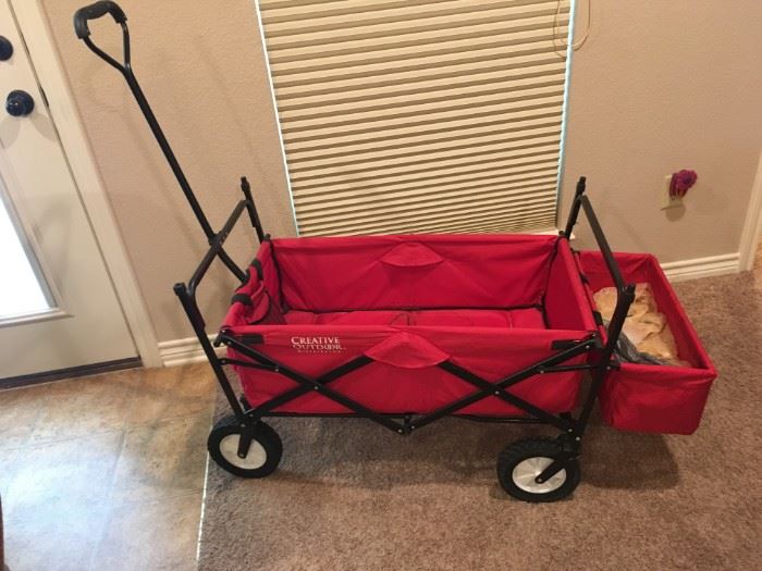 red collapsible wagon 