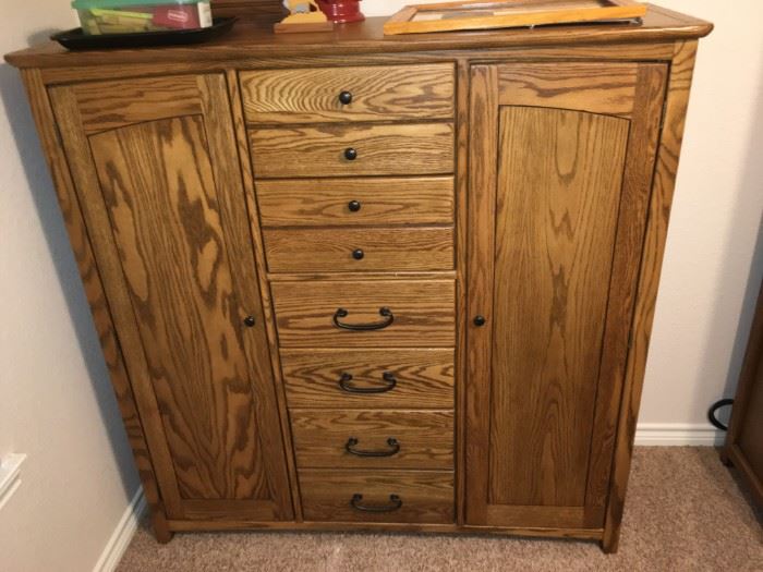 oak bedroom dresser 