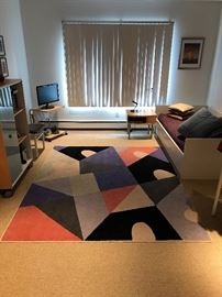 Handmade modern rug, twin trundle bed and other misc modern furnishings 