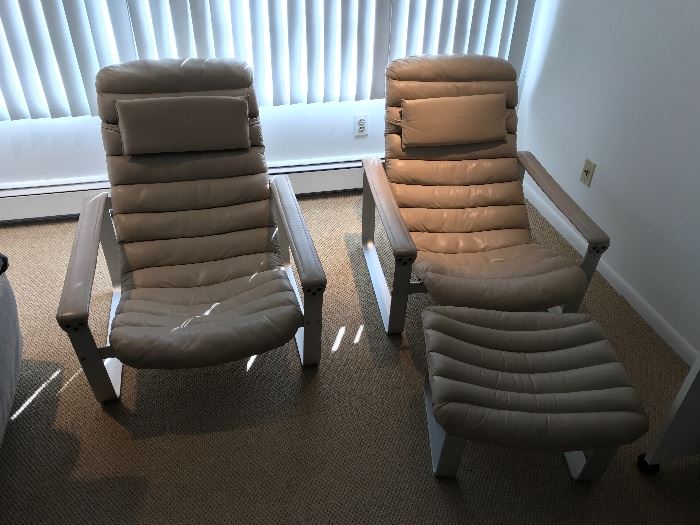 Pair of Aksel lounge chairs with ottoman 