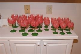 Gloria Vanderbilt tulip stems