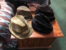 VINTAGE HATS, FEDORAS 