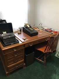 ANTIQUE TYPEWRITERS, WRITING DESK