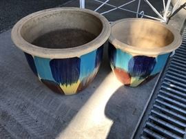 4 various size pots