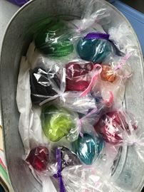 Glass hearts with glass hook, great to hang as ornaments in a yard 