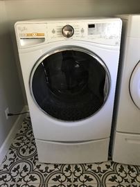 Electric Washer very clean in great shape
