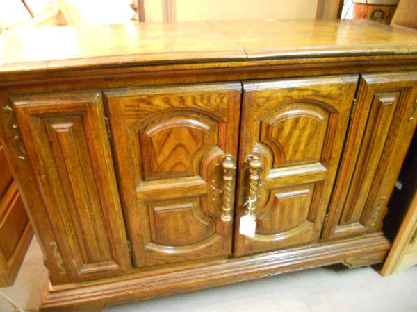 Ben Hersh - Blackwood ONE DAY ONLY Estate Sale