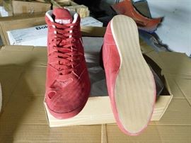 Pair of Everlast Boxing Shoes