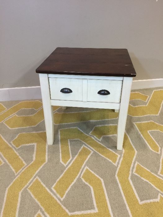 White Wood Top End Table