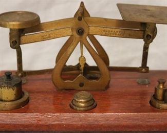 Jewelers scale w/ weights