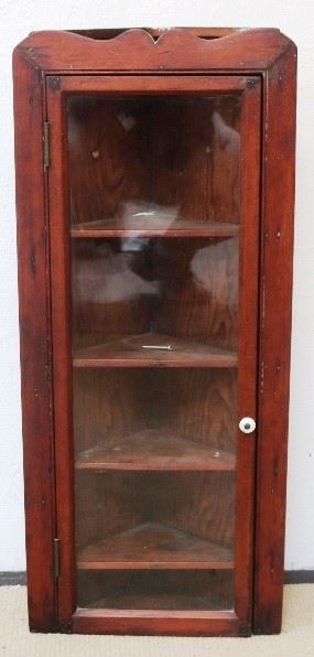 Hanging corner cupboard