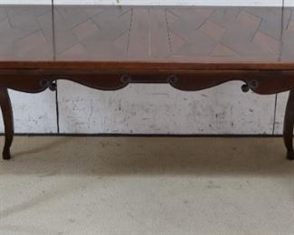 Polidor dining table