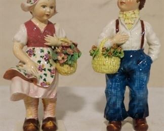 Signed made in Italy statues