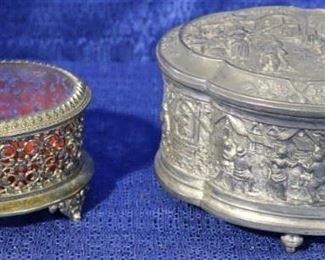 Trinket dresser boxes