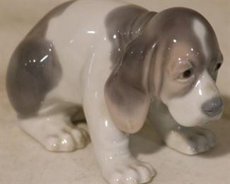 Lladro puppy