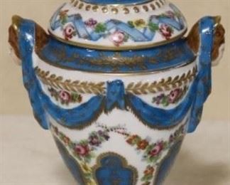 Porcelain urn