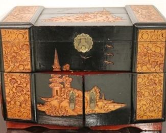 Oriental jewelry box