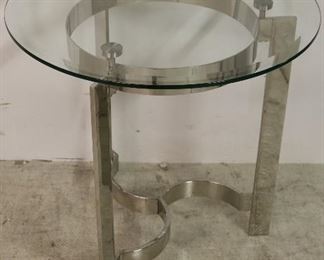 Stein World Mercury round end table